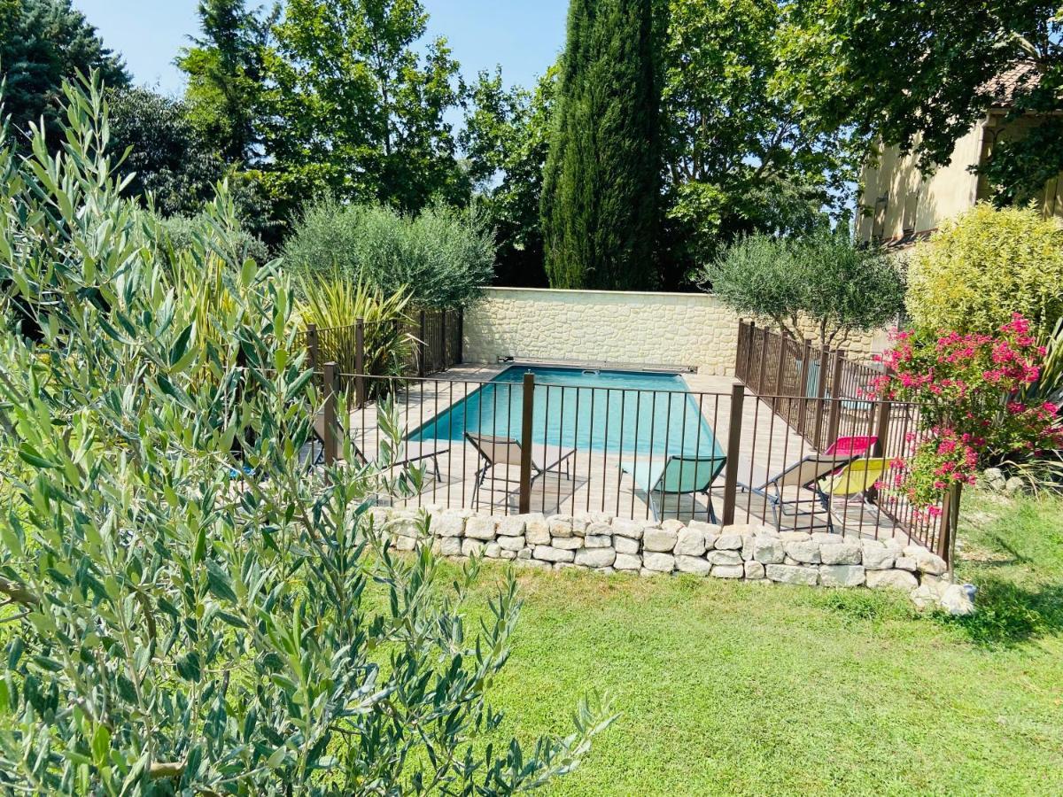 Gite Du Mas De La Finiere ,Avec Spa Interieur Châteaurenard Екстериор снимка